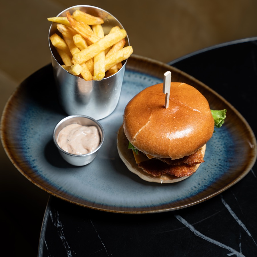 Burger poulet pané